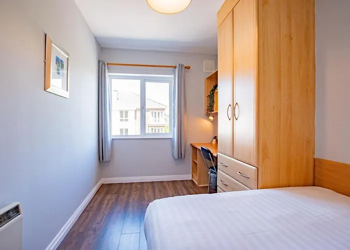 Daire Spacious 4 Bed In Limerick Junction