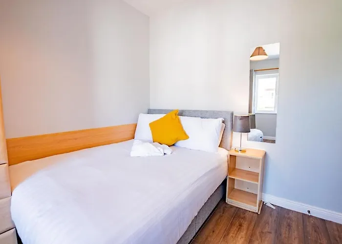 Spacious 4 Bed In * Limerick Junction